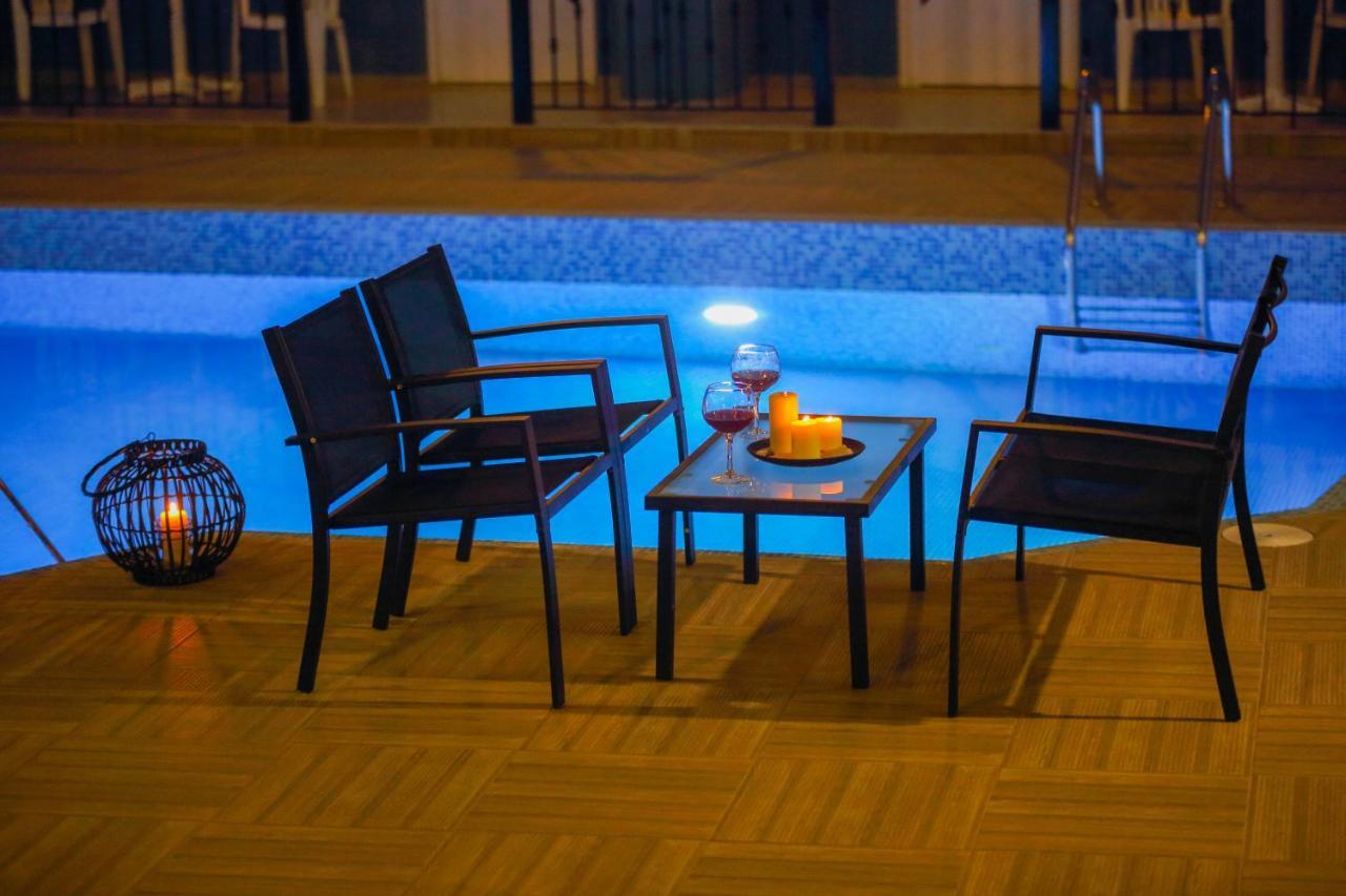 Happy Days Aparthotel Malia Exterior foto